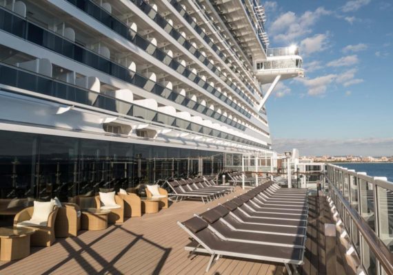 Лайнер «MSC Seaside»